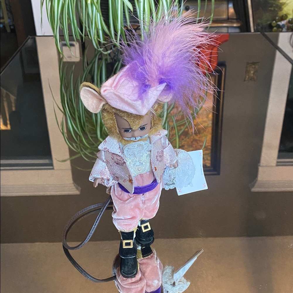 Madame Alexander Cinderella's Footmouse 💕